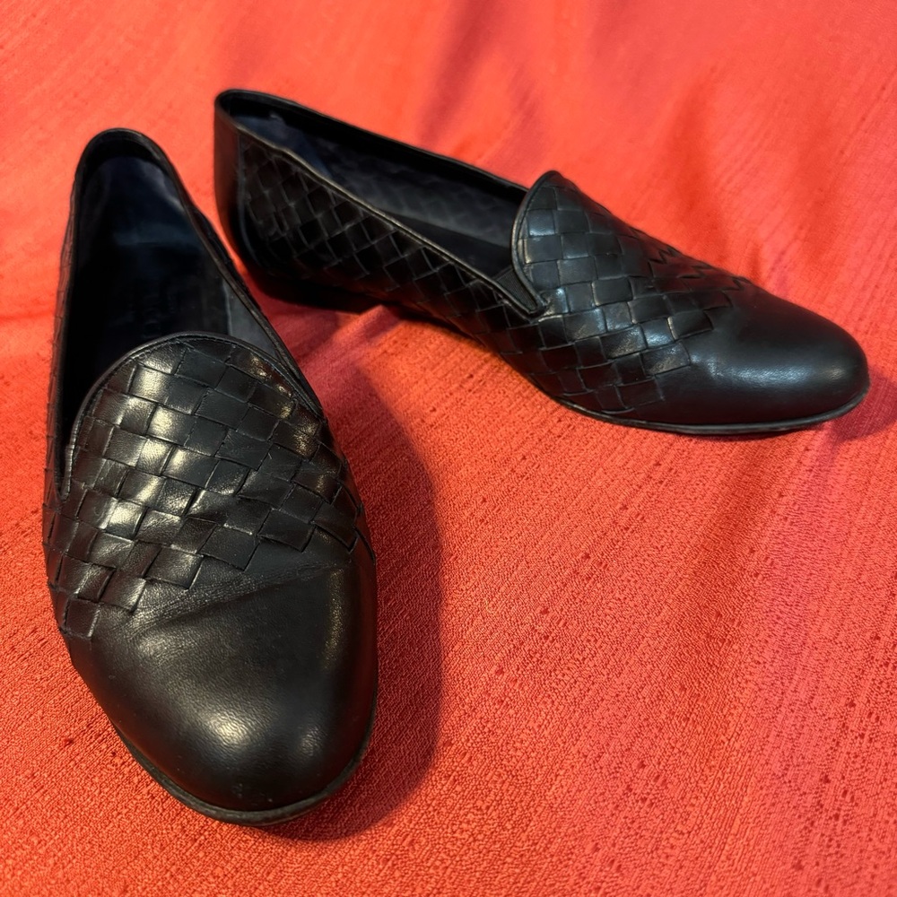 Sesto Meucci Black Woven Leather Loafers, Made in Italy, Women’s Size 8.5, EUC